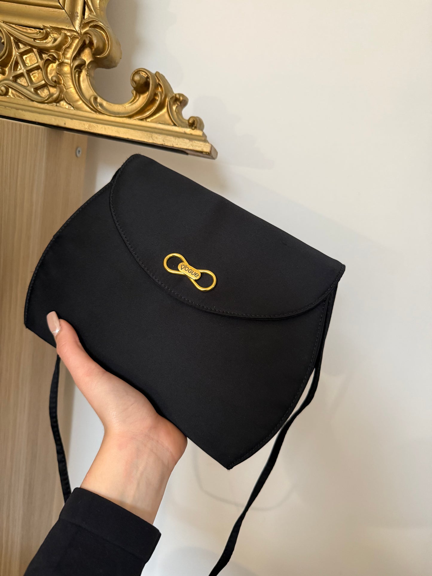 Vintage Bag Vogue