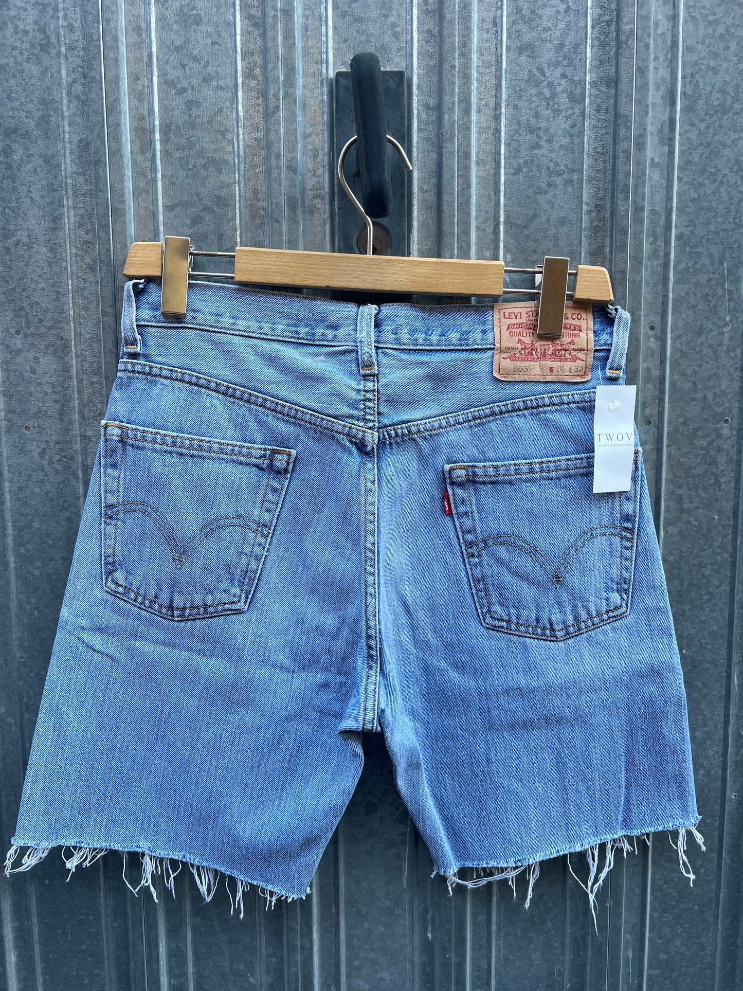Short Levi’s 505 W31