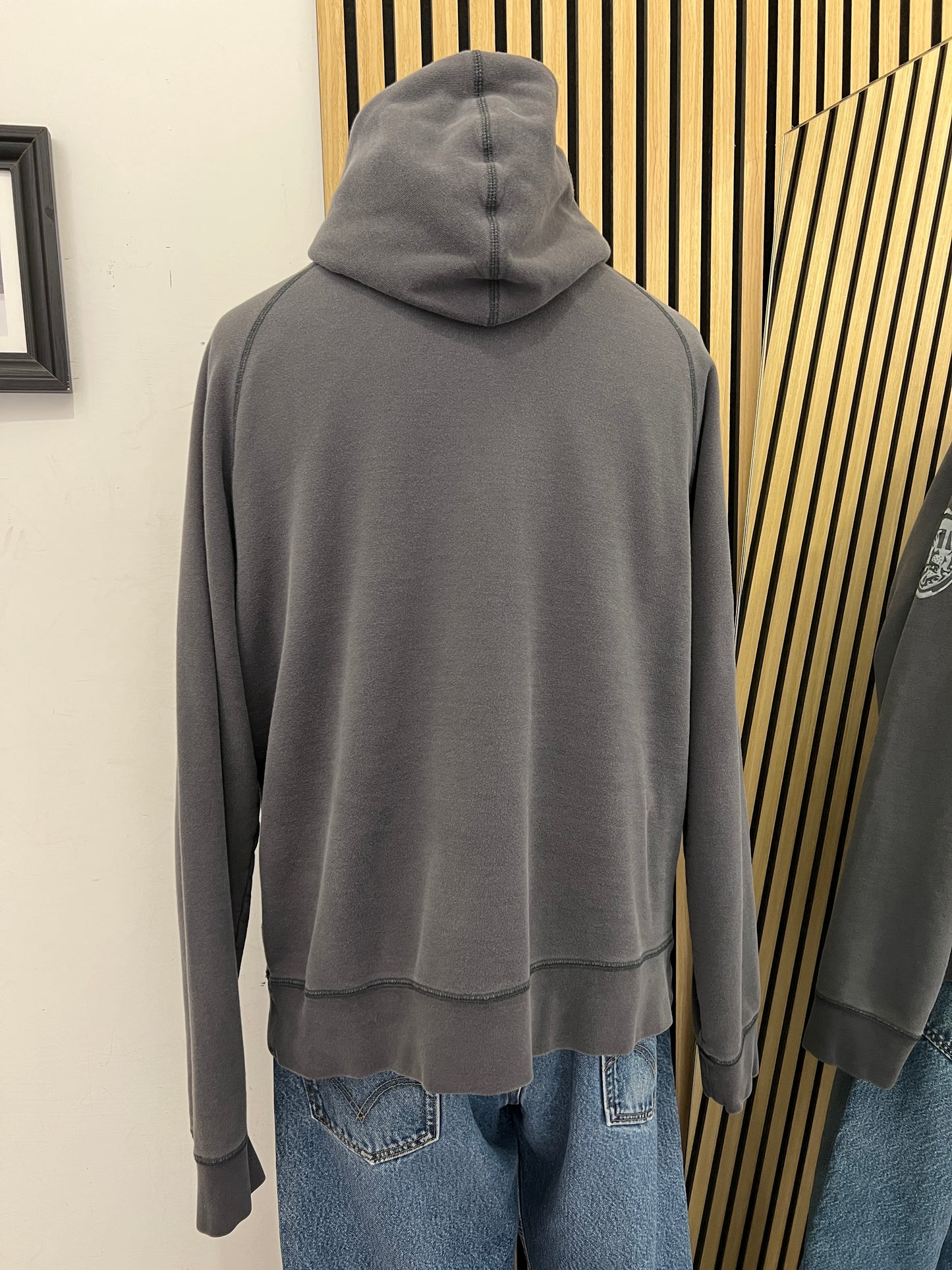 Felpa Nike “Witness Vision 6” con Cappuccio – Grigio
