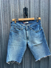 Short Levi’s 506 W30