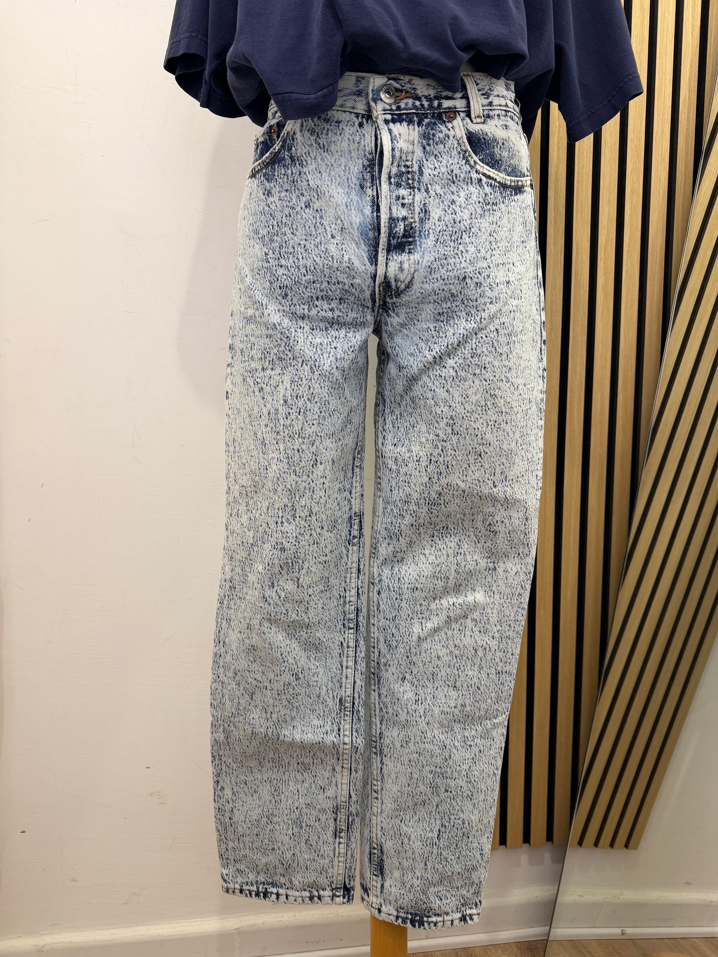 Jeans Levi's 701 Vintage Custom — Acid Wash con tasche spostate