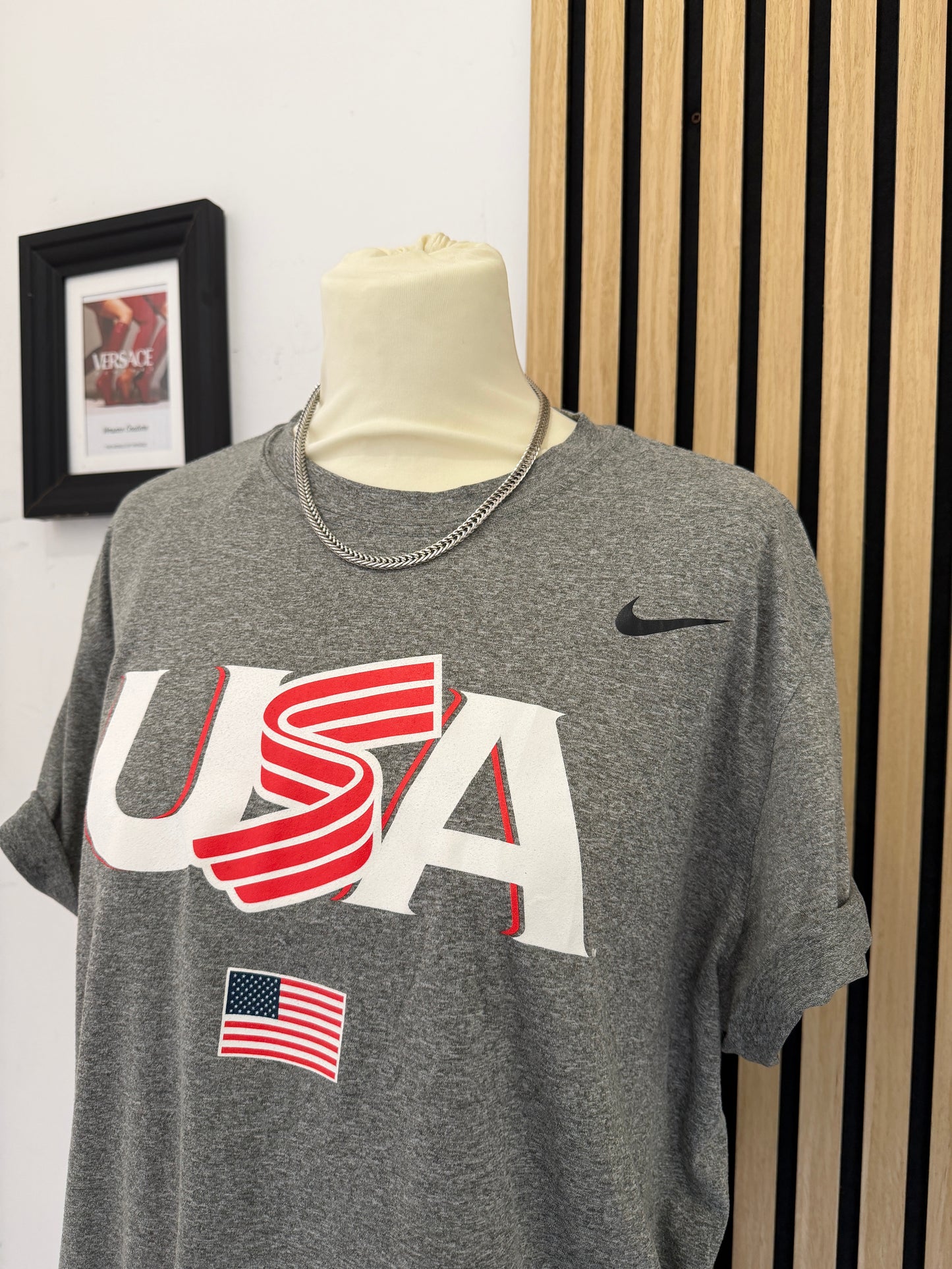 T-Shirt Nike "The Nike Tee" DRI-FIT USA