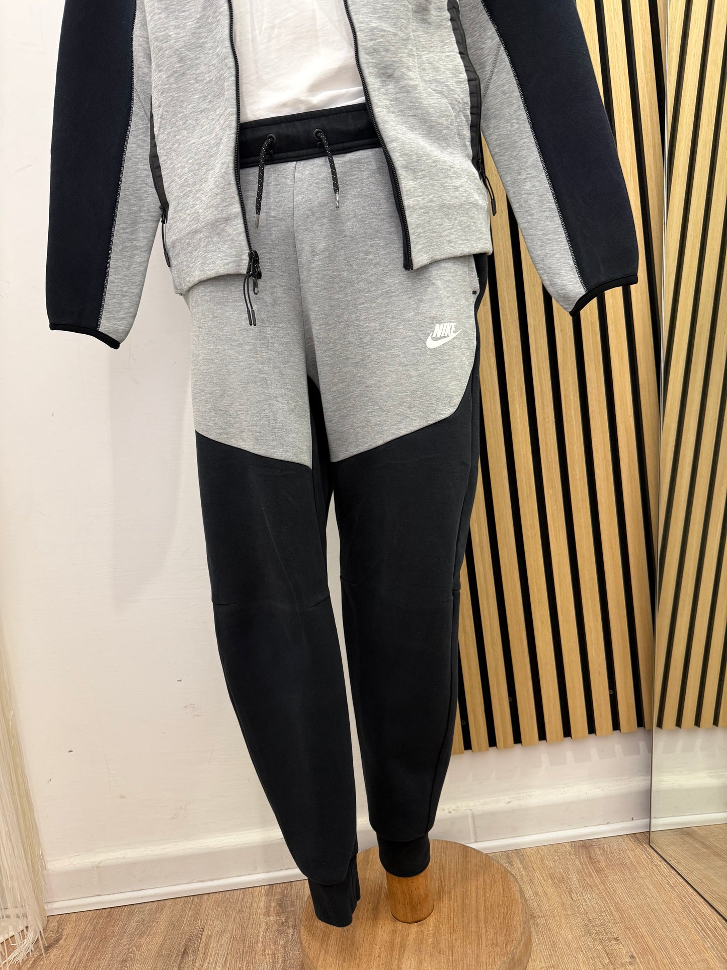 Completo tuta Nike tech unisex