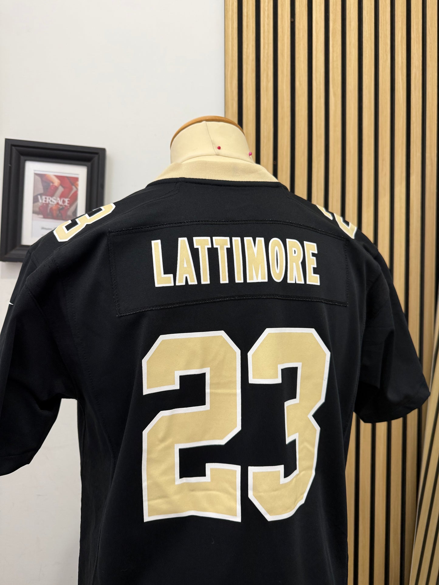 ⚜️ Maglia NFL Nike “Game Jersey” – New Orleans Saints #23