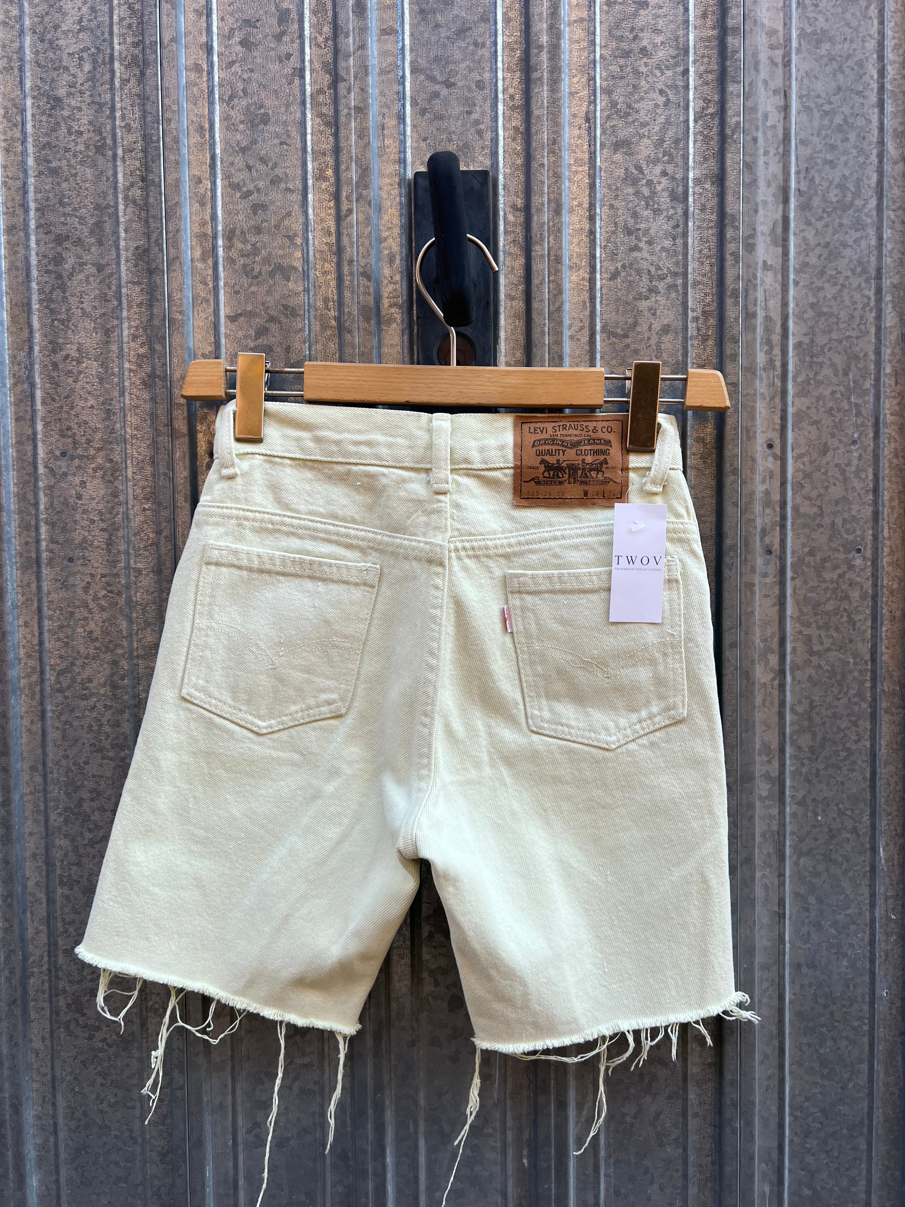 Short Levi’s 639 W28 giallino