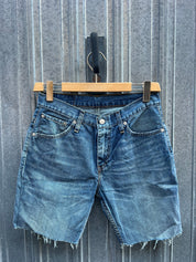 Short Levi’s 507 W29