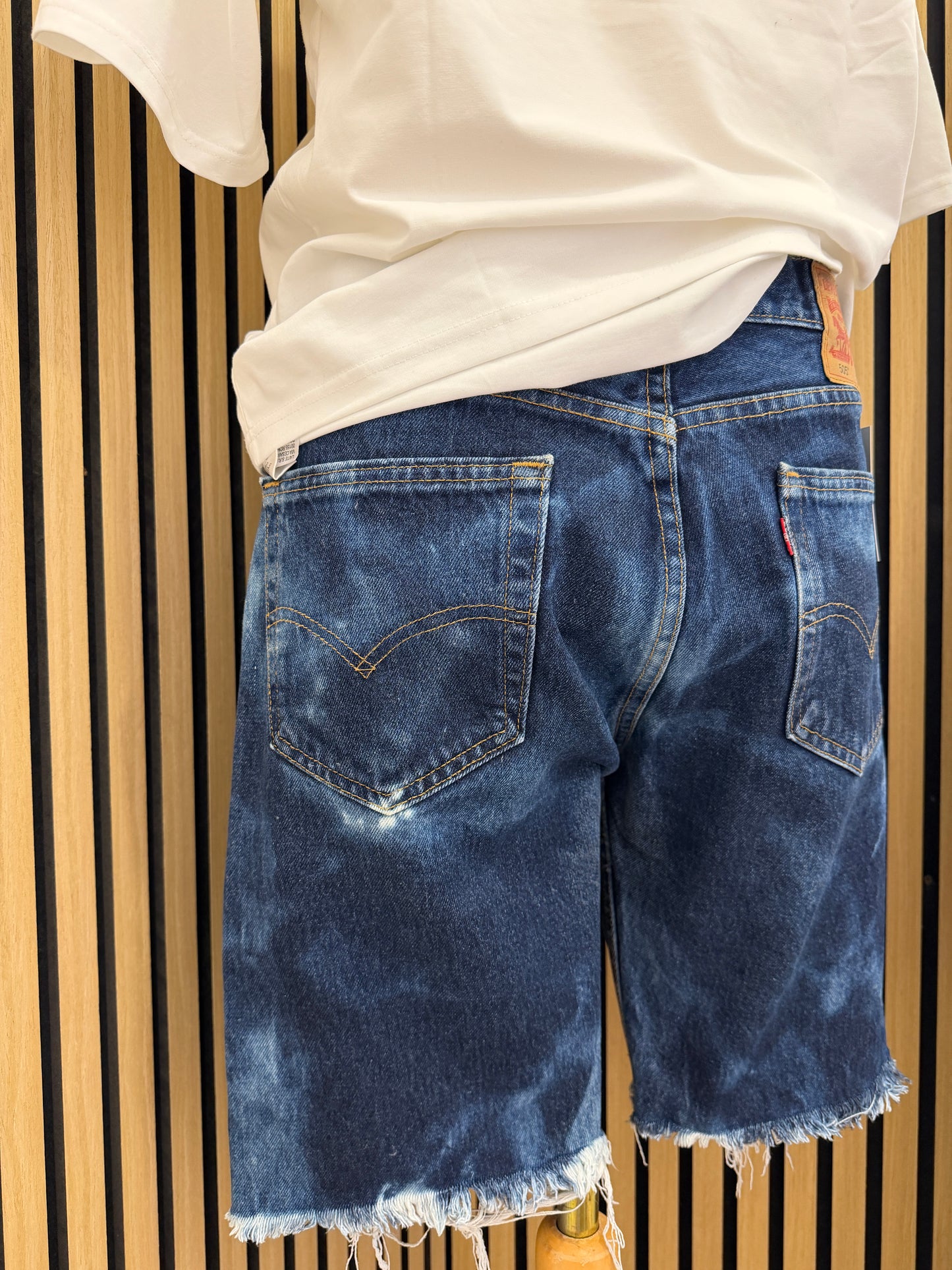 Bermuda in Denim Vintage Levi's 505 tg.44 ita