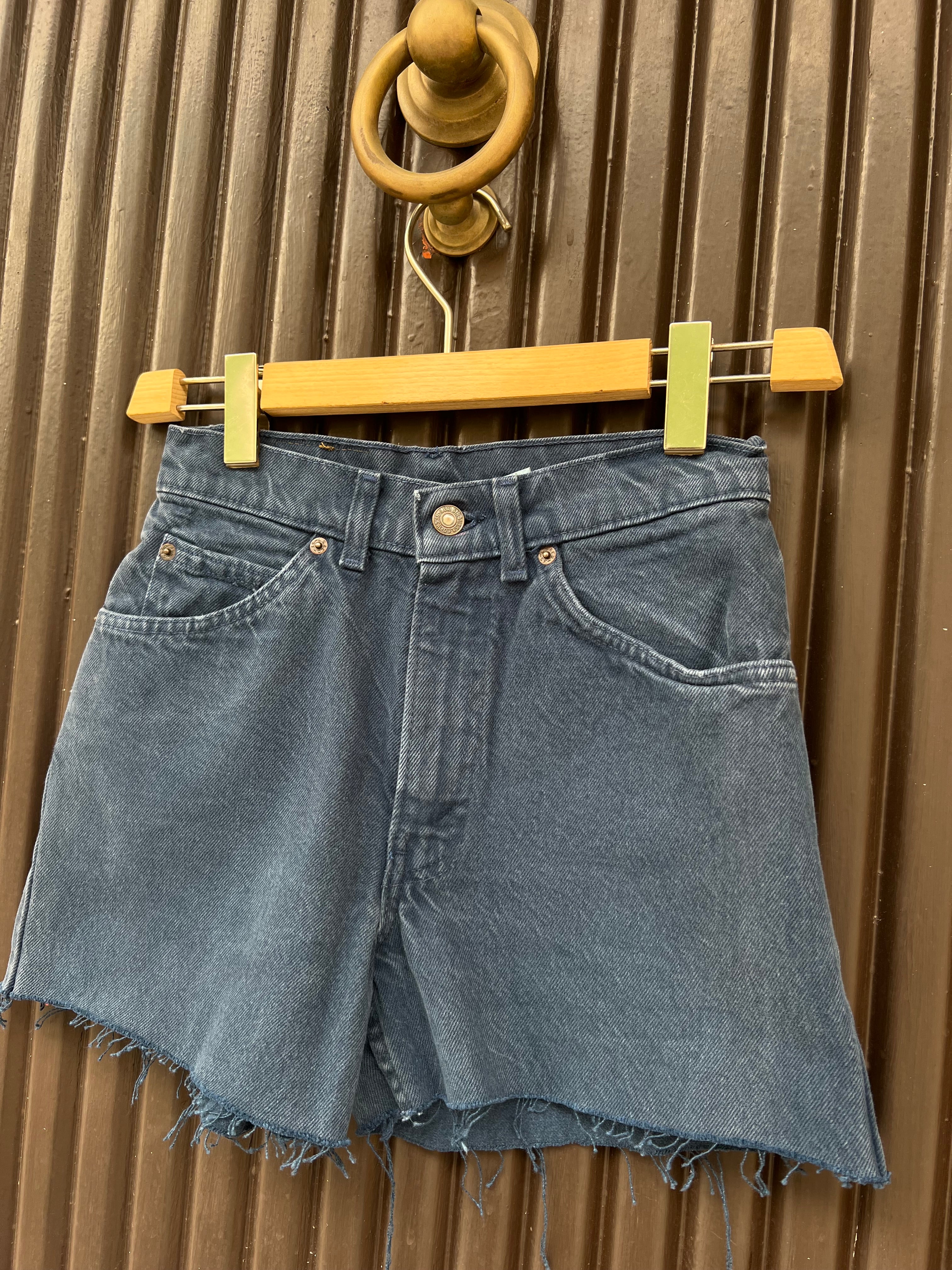 Short Levi’s 560 w27