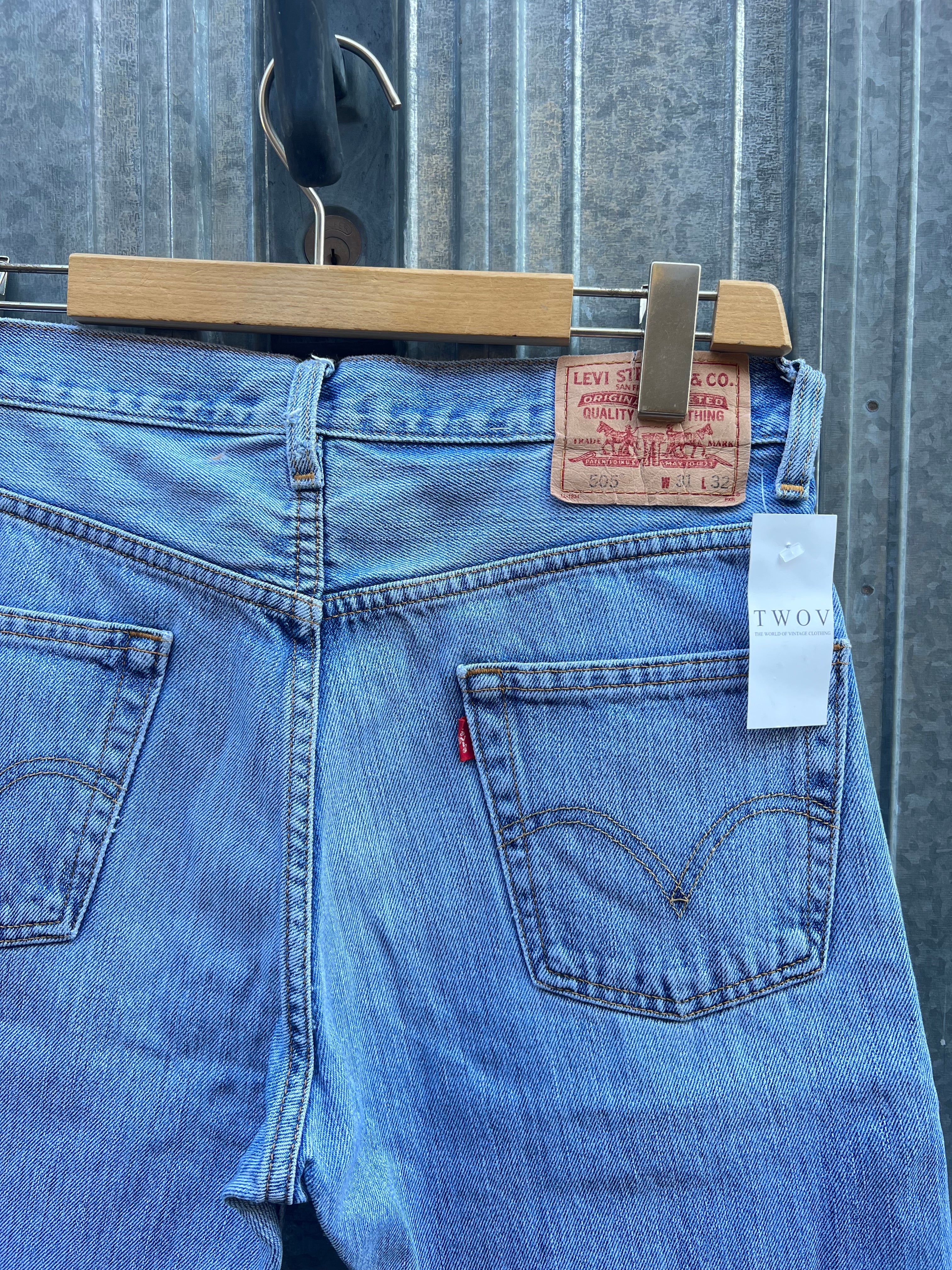 Short Levi’s 505 W31