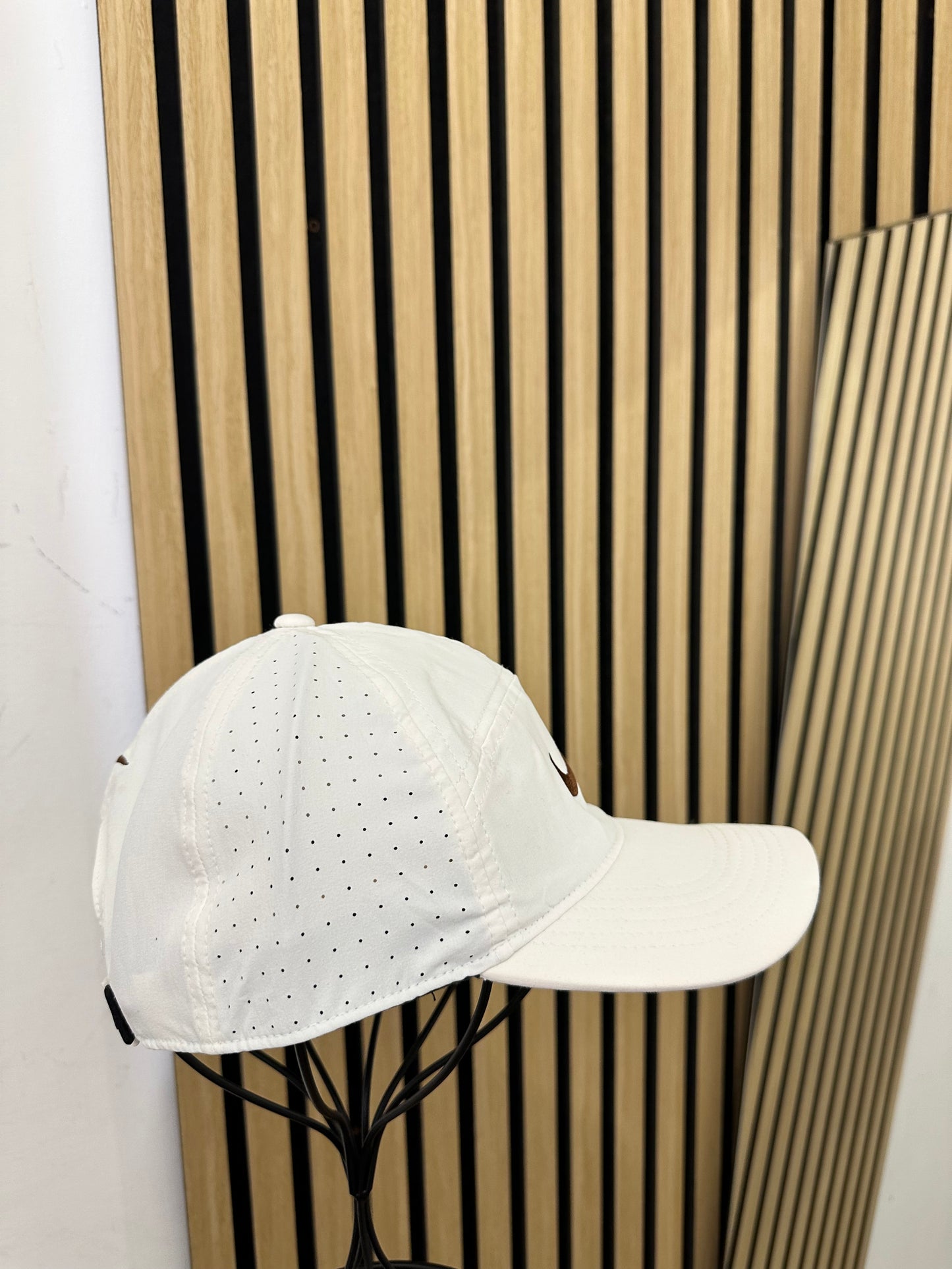 Cappello Nike Dri-FIT Legacy91 Performance - White