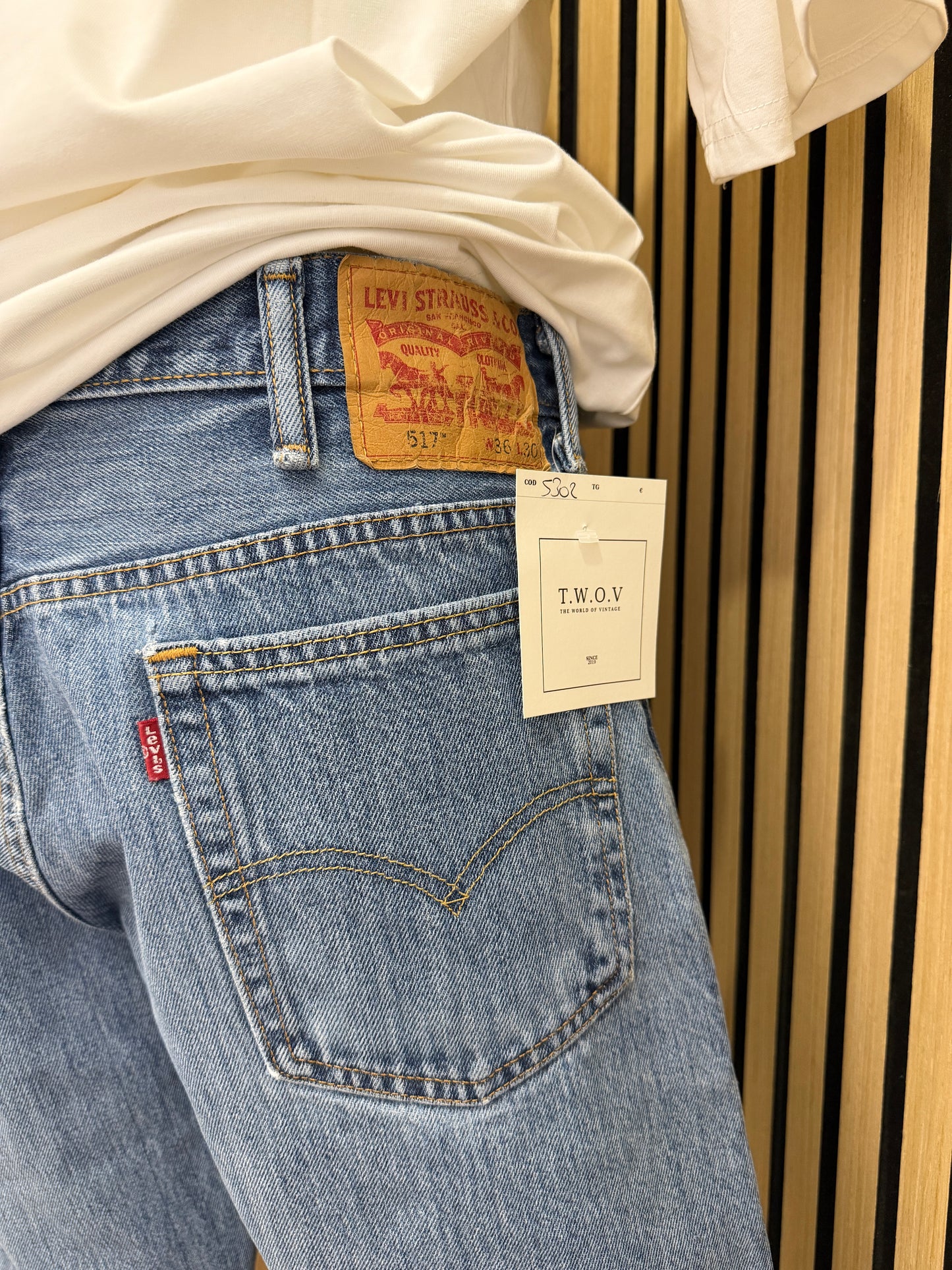 Bermuda in Denim Vintage Levi's 517 tg.46 ita
