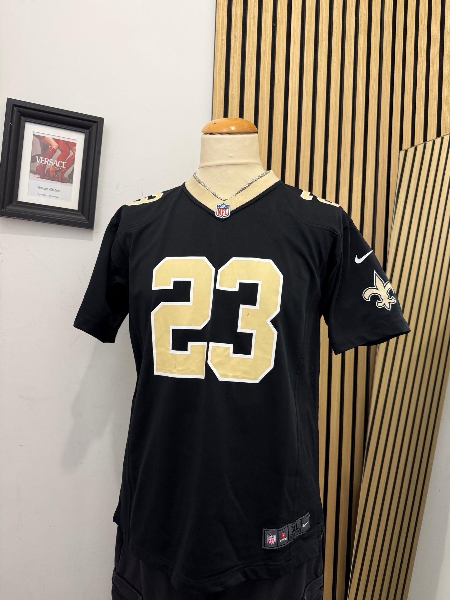 ⚜️ Maglia NFL Nike “Game Jersey” – New Orleans Saints #23