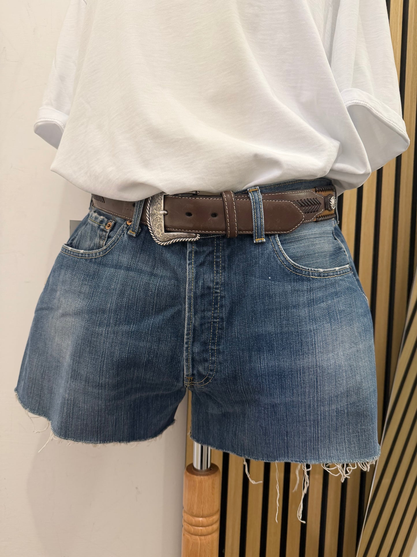 Short vintage Levi's 501