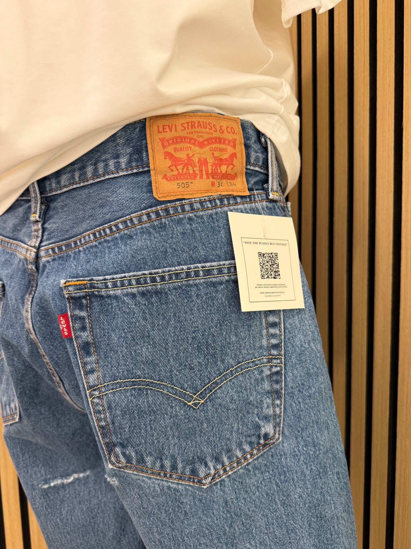 Shorts in Jeans Levi's 505 Regular Custom Cut-Off  tg46/48 ita