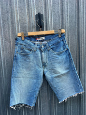 Short Levi’s 506 W30