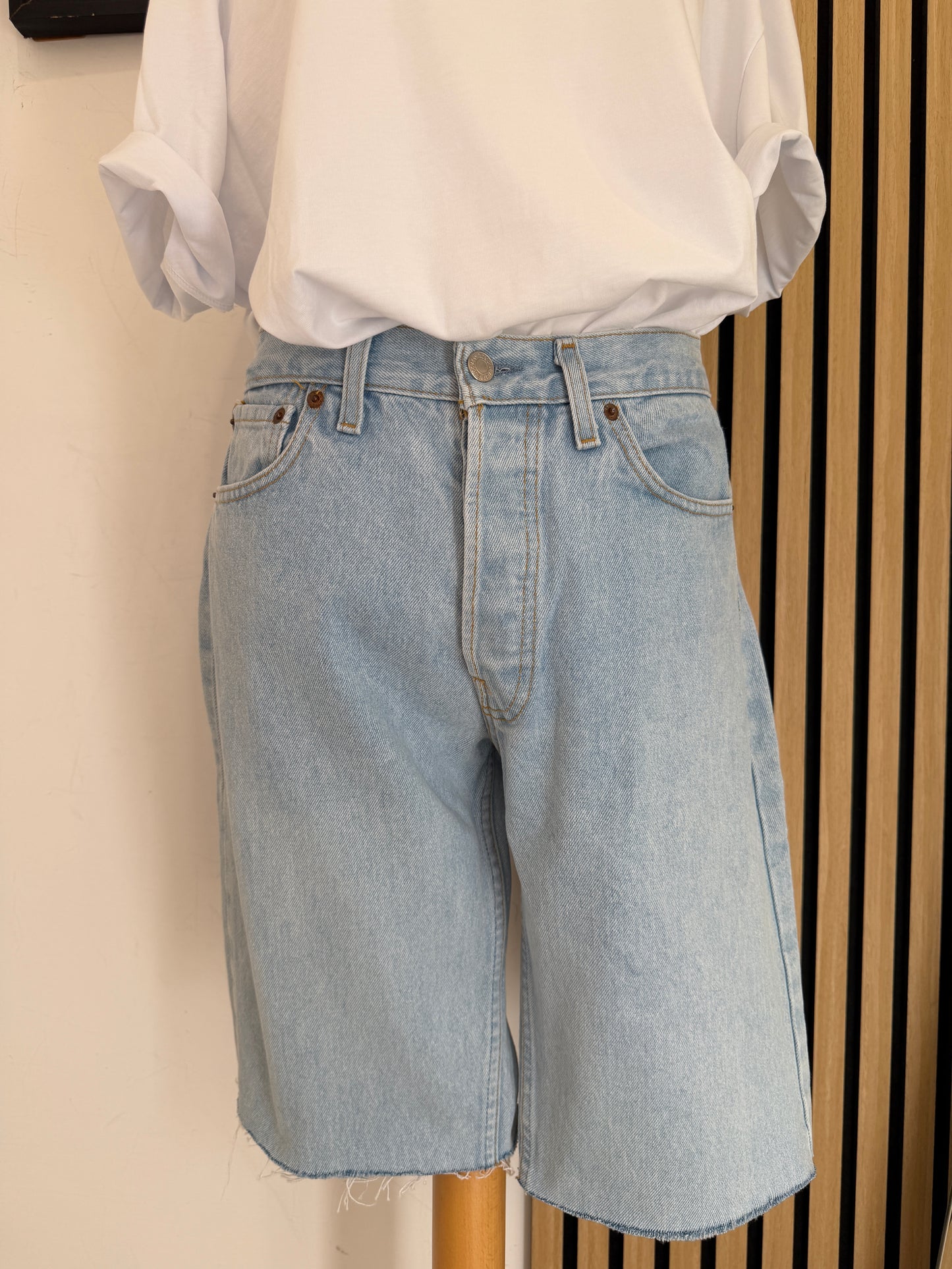 Bermuda Capri in Denim Levi's® 512™ Slim Fit Vintage 42IT