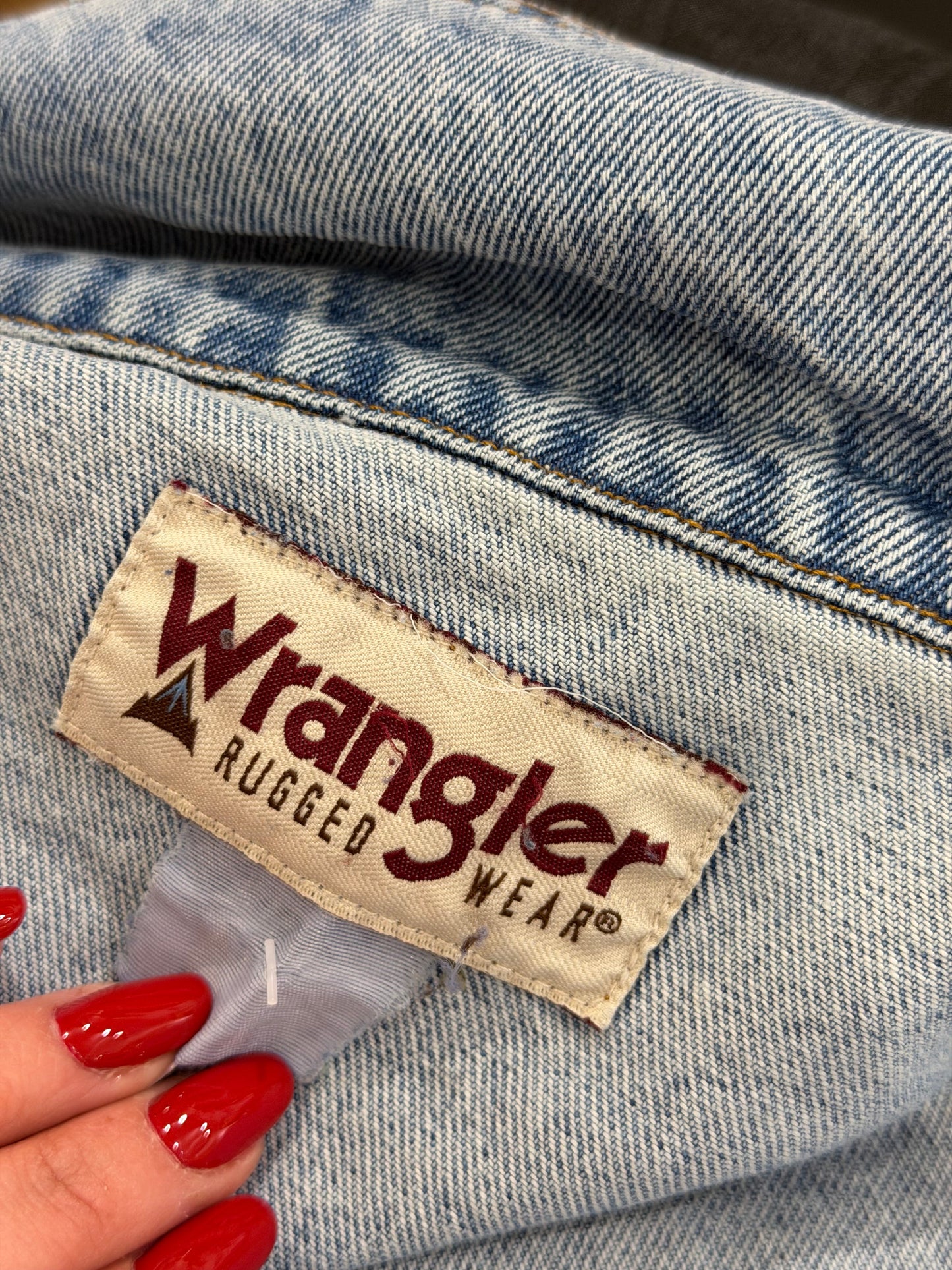 Wrangler Rugged Wear Denim Jacket – Light Wash Unisex Oversize