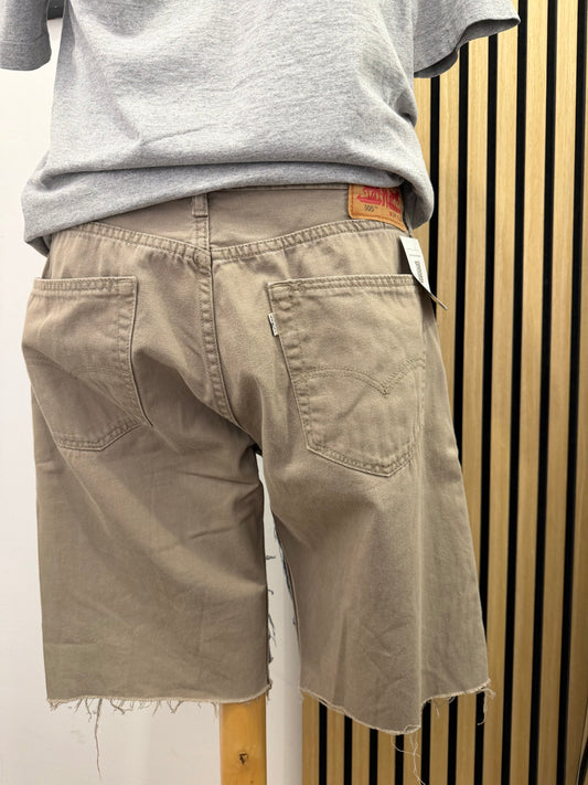 Bermuda Levi’s Custom