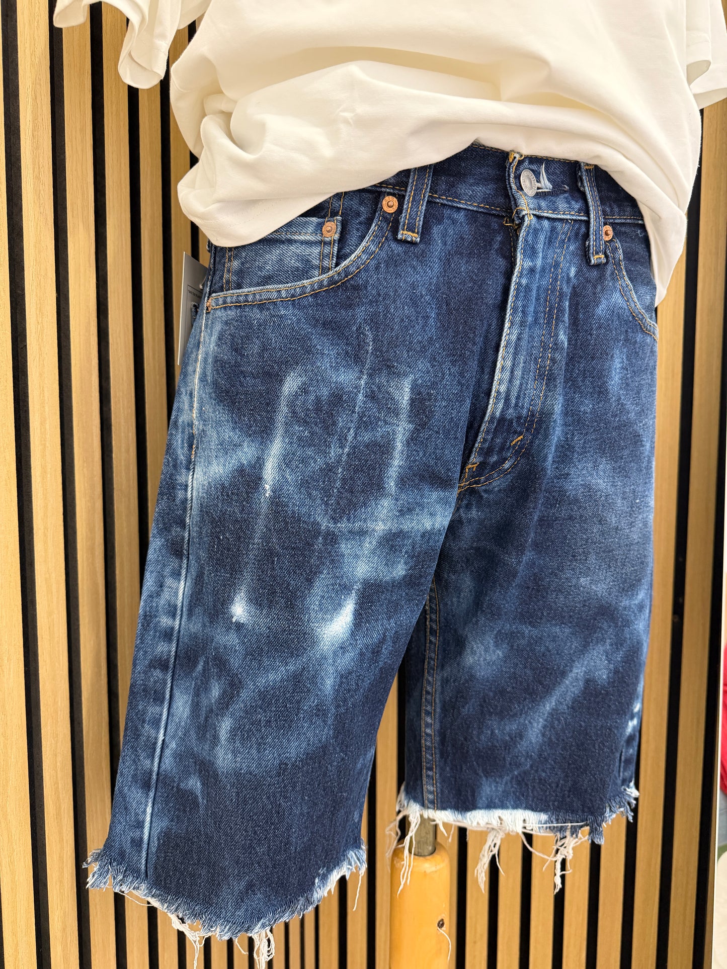 Bermuda in Denim Vintage Levi's 505 tg.44 ita