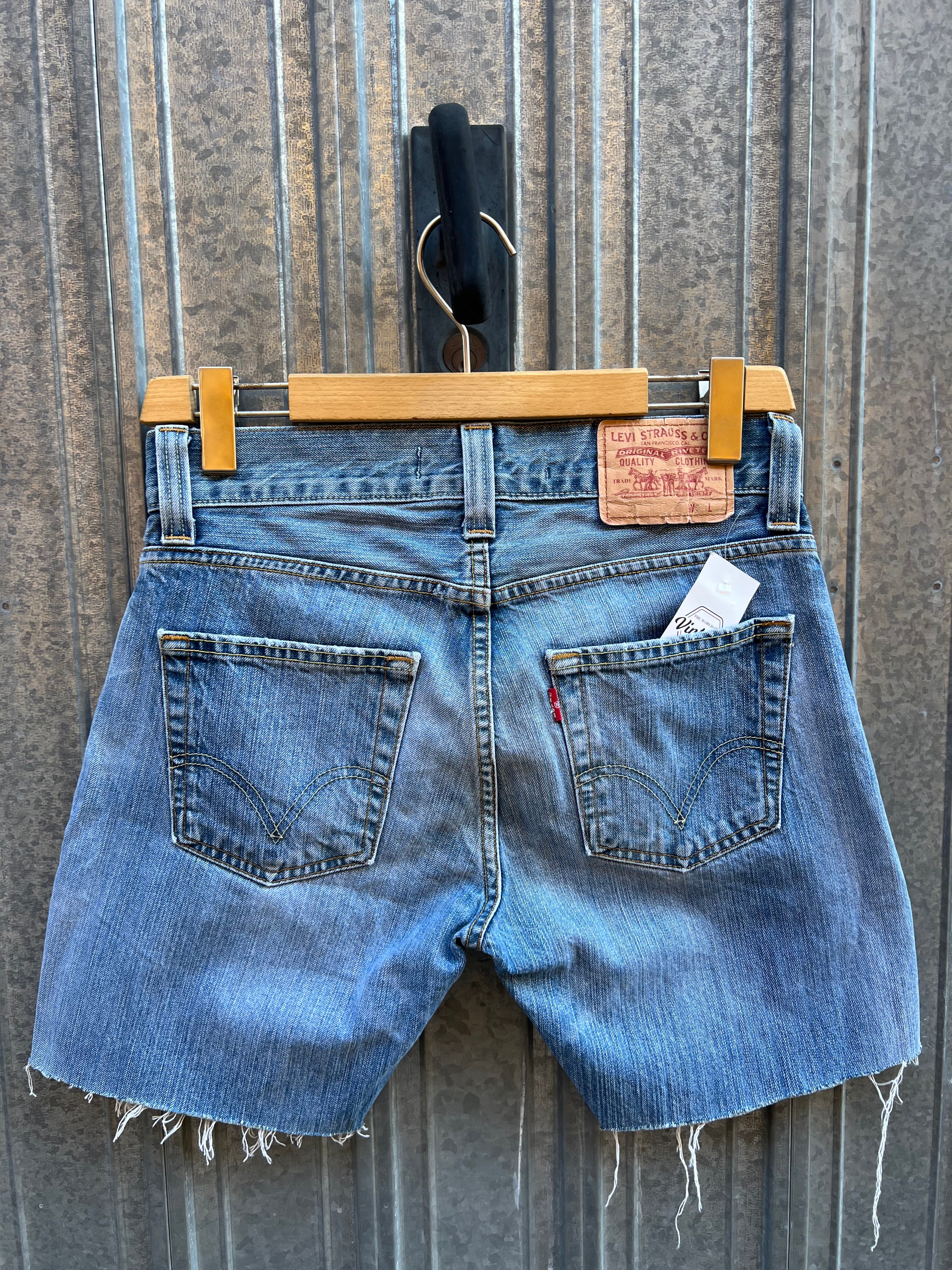 Short Levi’s 512 W30