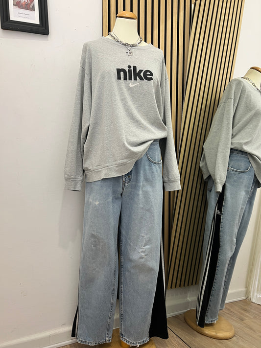 Jeans Levi’s Custom X Adidas