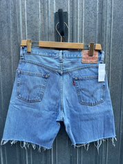 Short Levi’s 505 W31