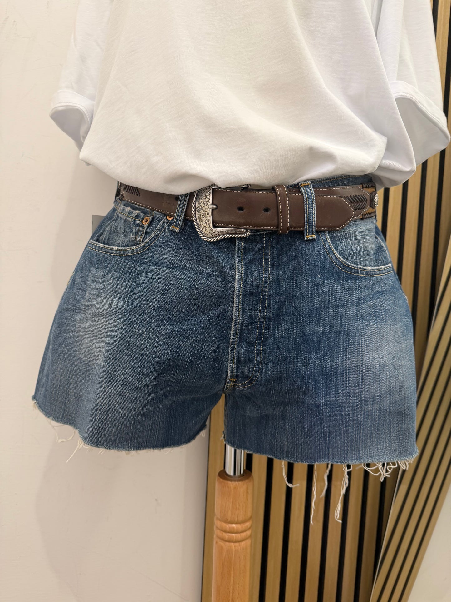 Short vintage Levi's 501