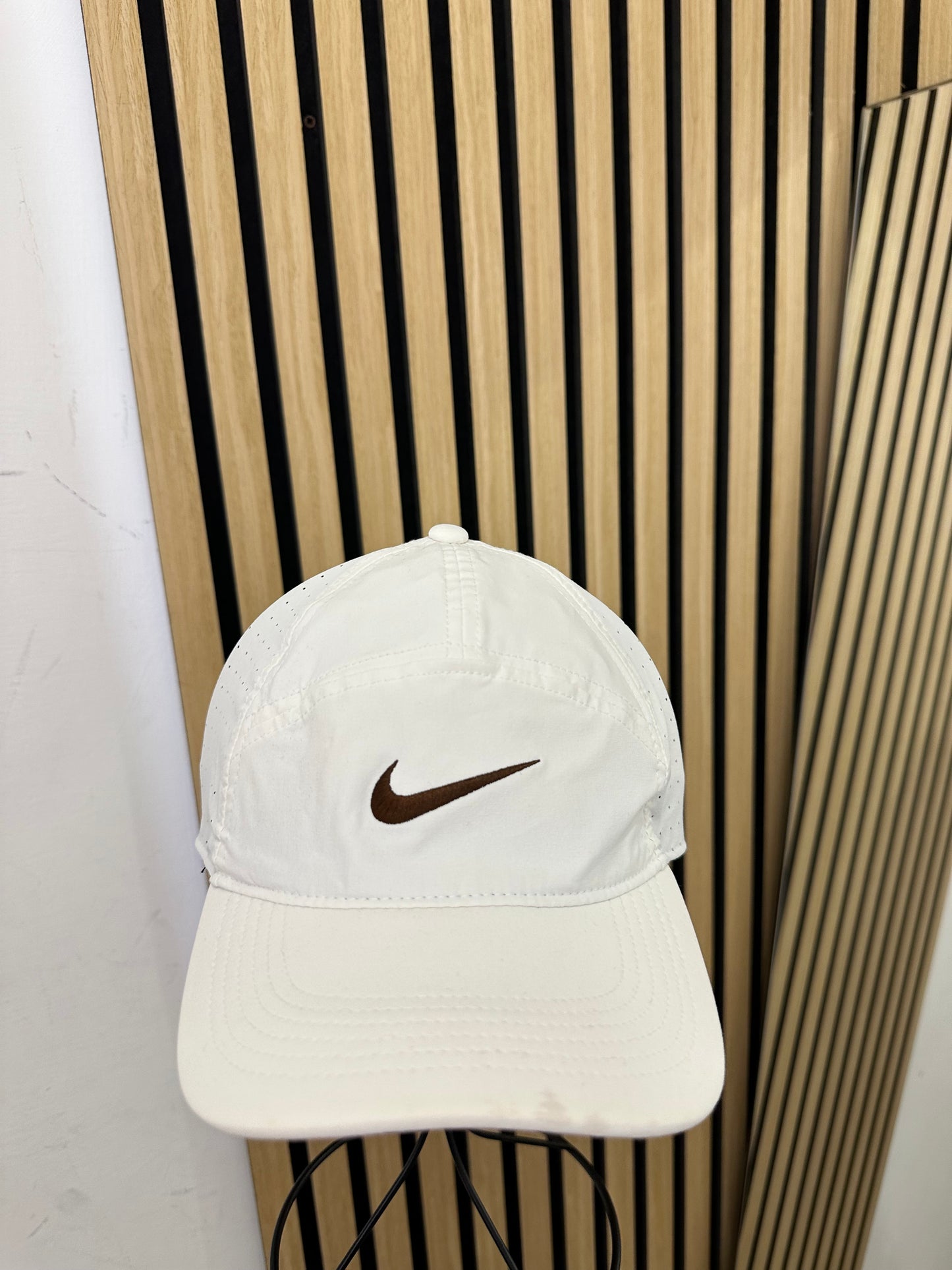 Cappello Nike Dri-FIT Legacy91 Performance - White
