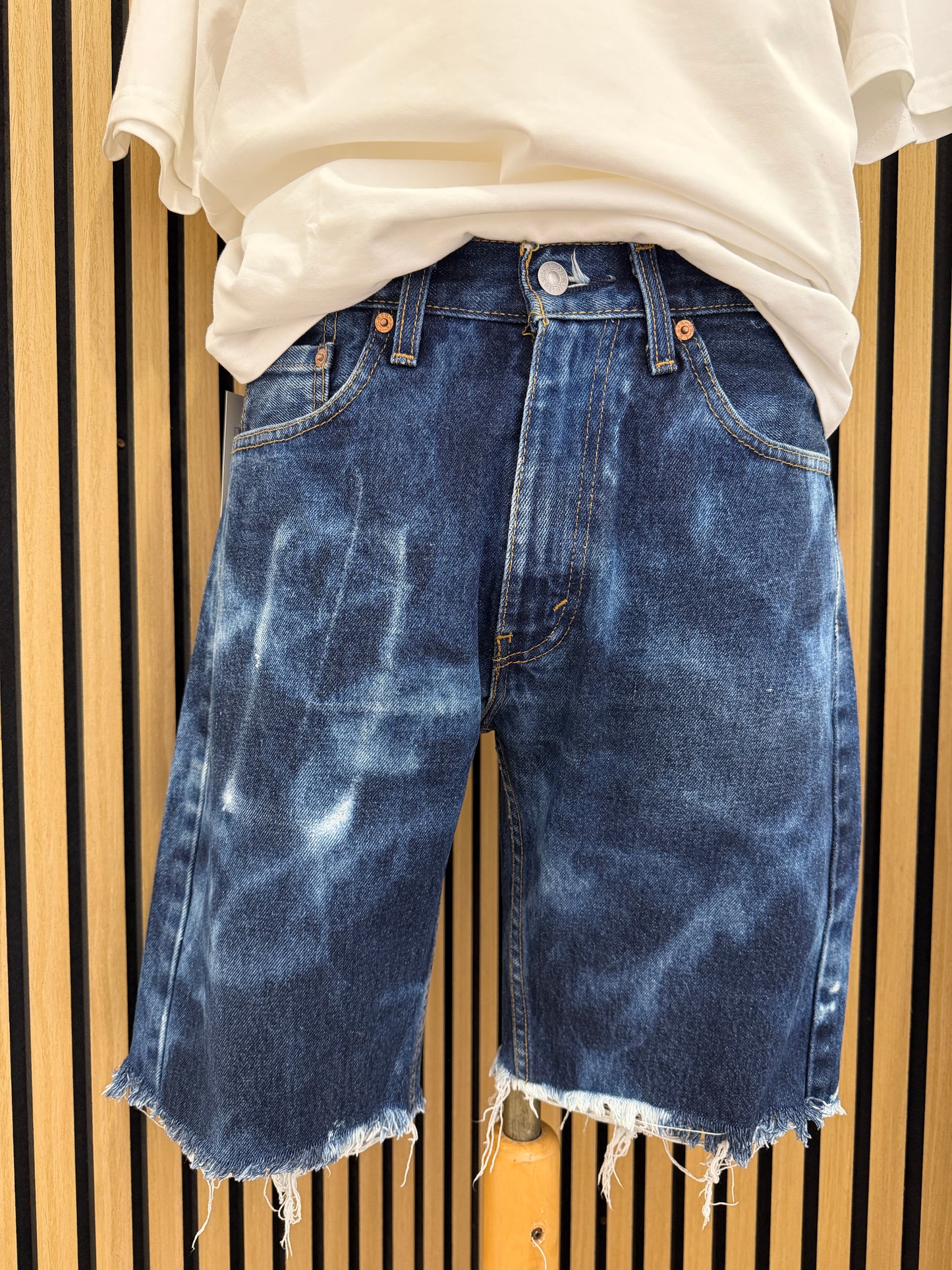 Bermuda in Denim Vintage Levi's 505 tg.44 ita