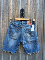 Short Levi’s 501 W29