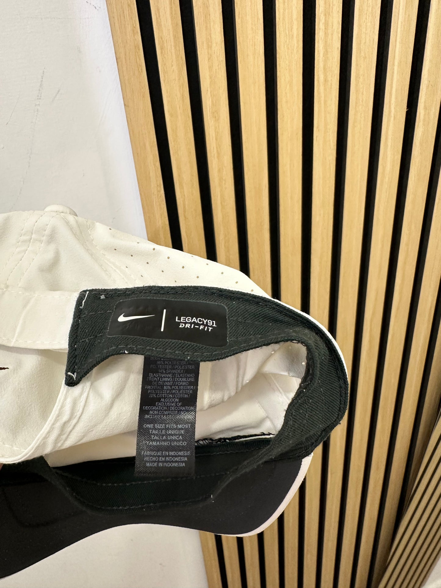 Cappello Nike Dri-FIT Legacy91 Performance - White