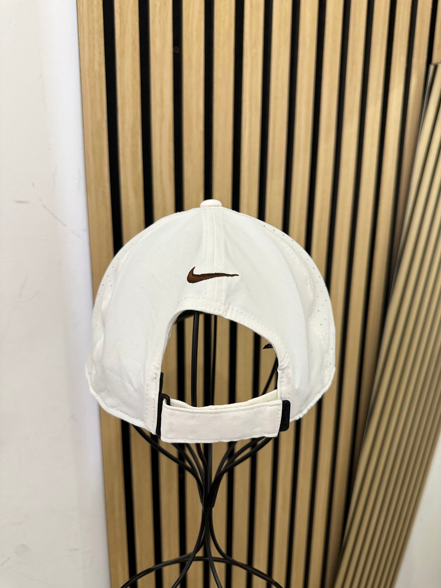 Cappello Nike Dri-FIT Legacy91 Performance - White