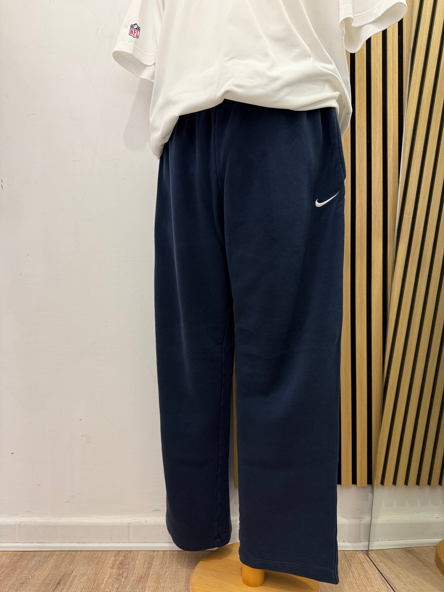 Pantalone tuta Nike unisex blu navi ￼