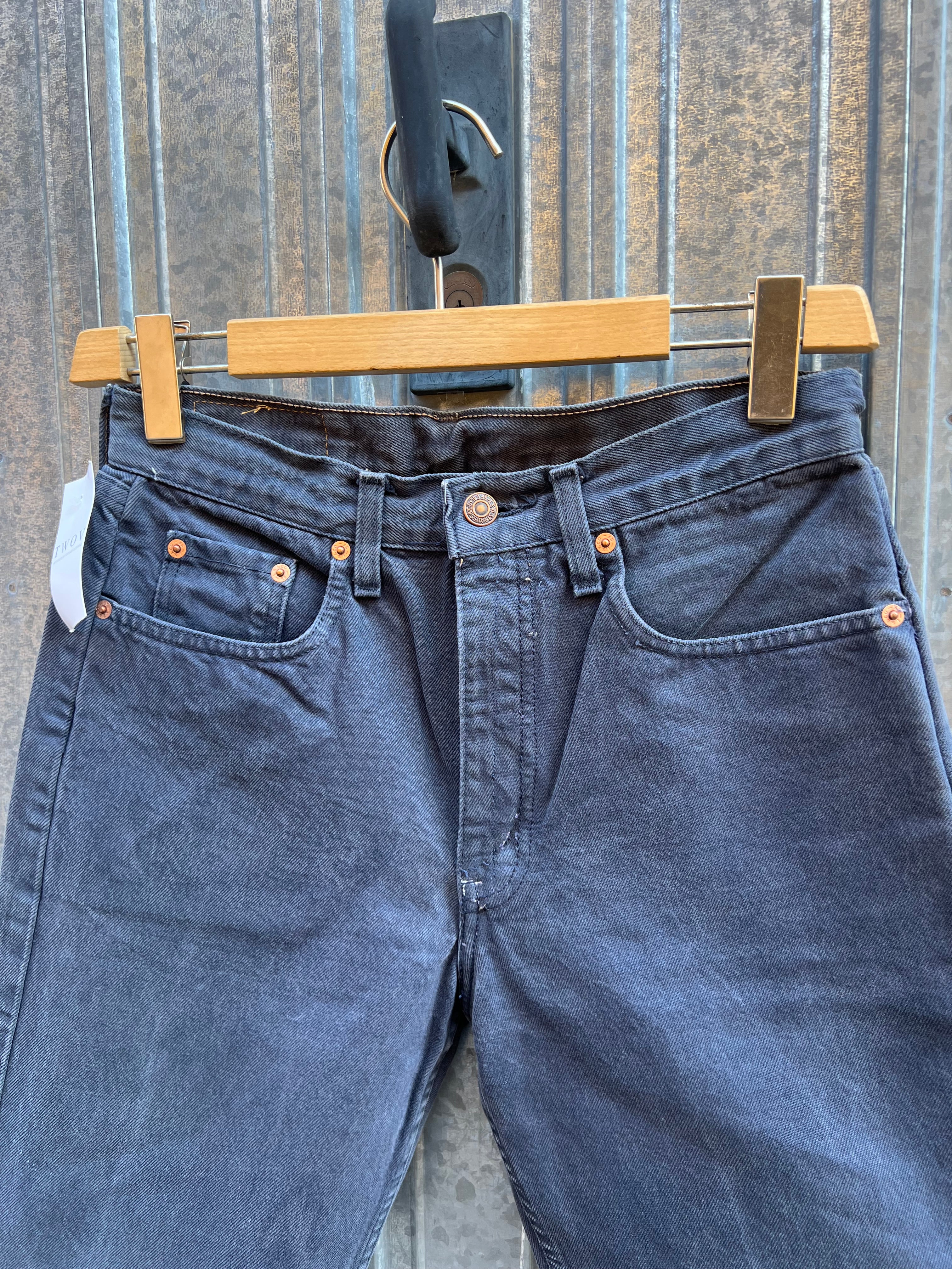 Short Levi’s 615 W30