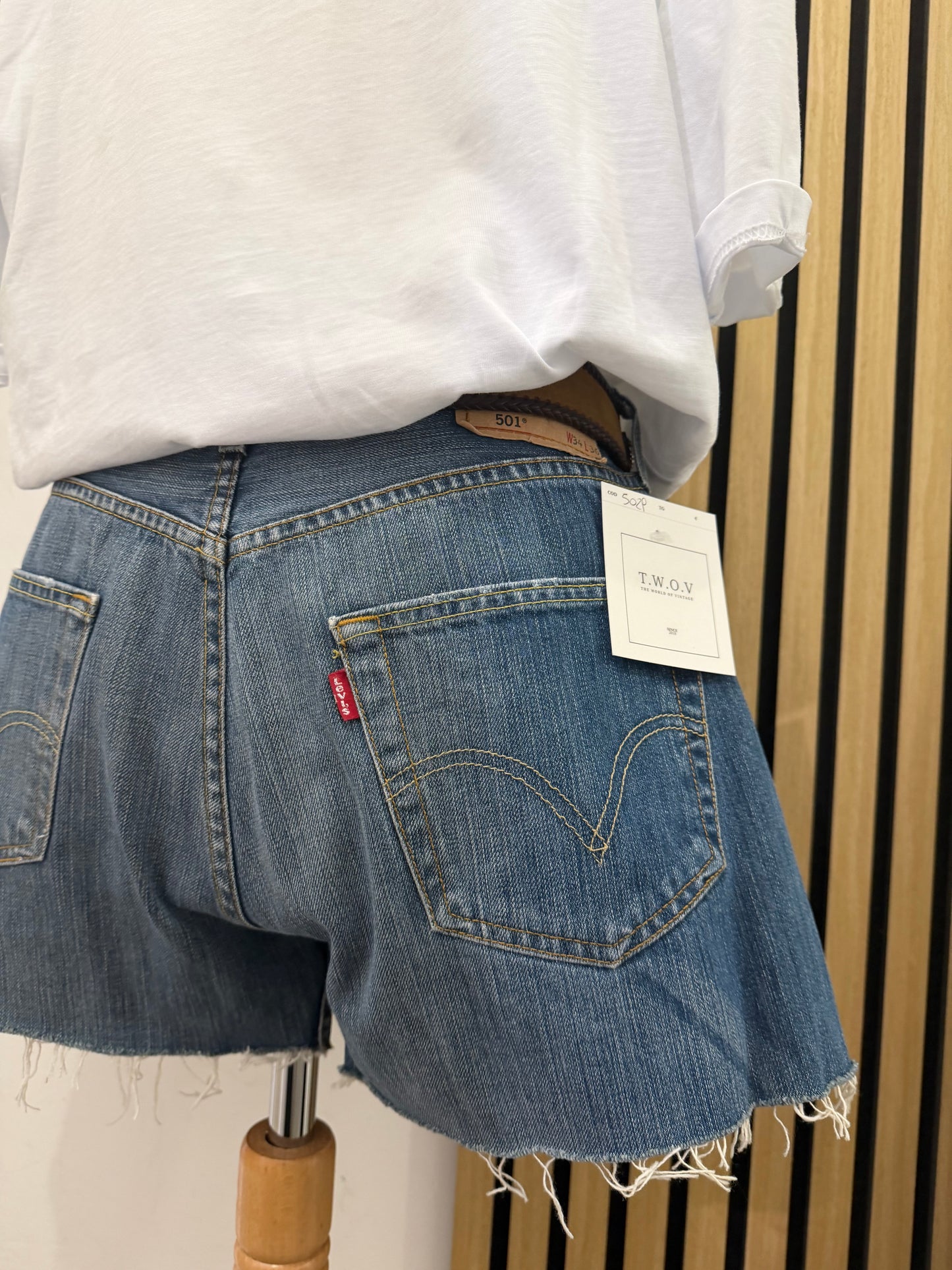 Short vintage Levi's 501