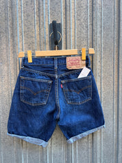 Short Levi’s 501 W28