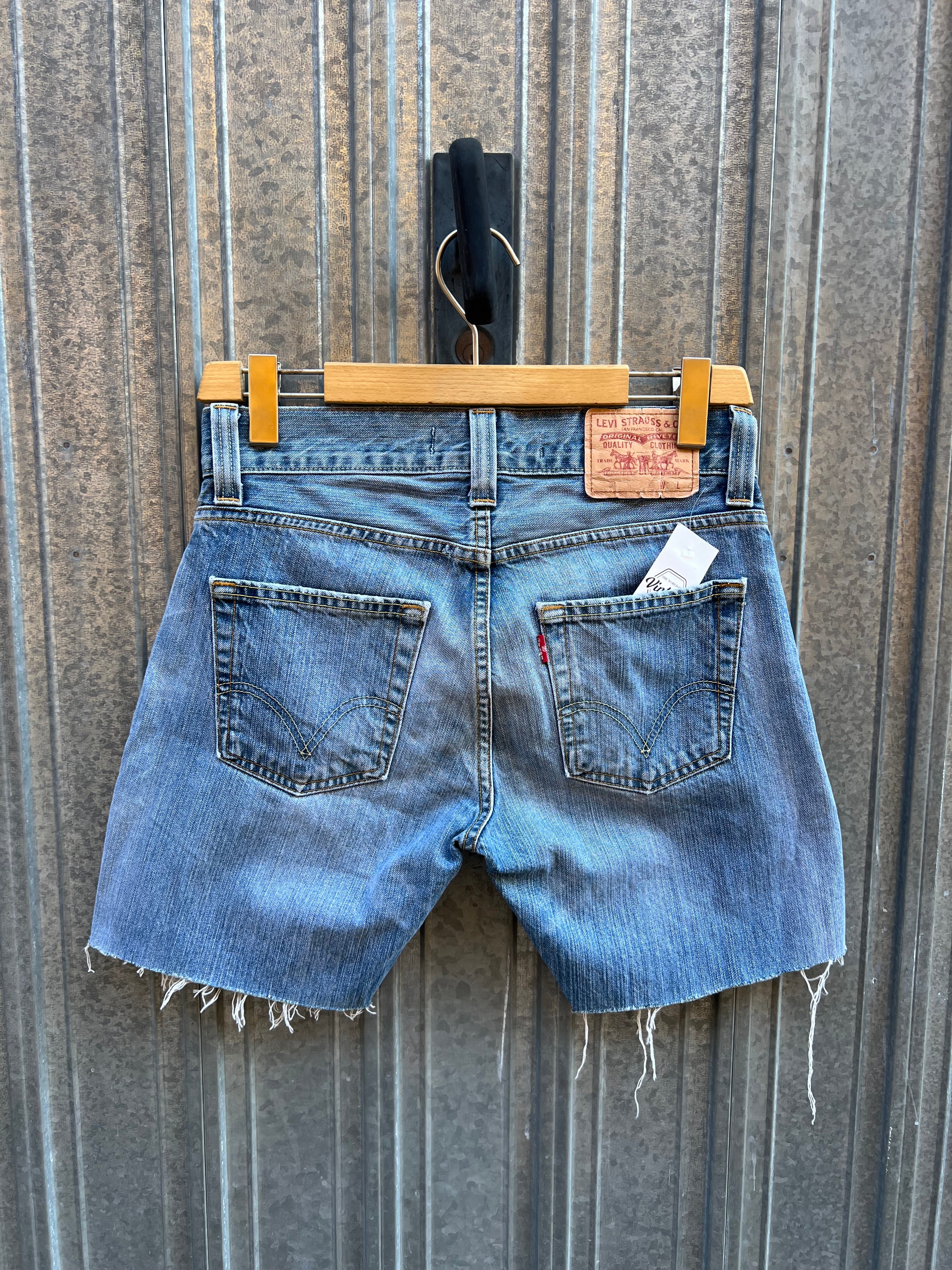 Short Levi’s 512 W30