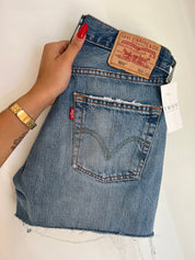 Short Levi’s 501 vintage W28